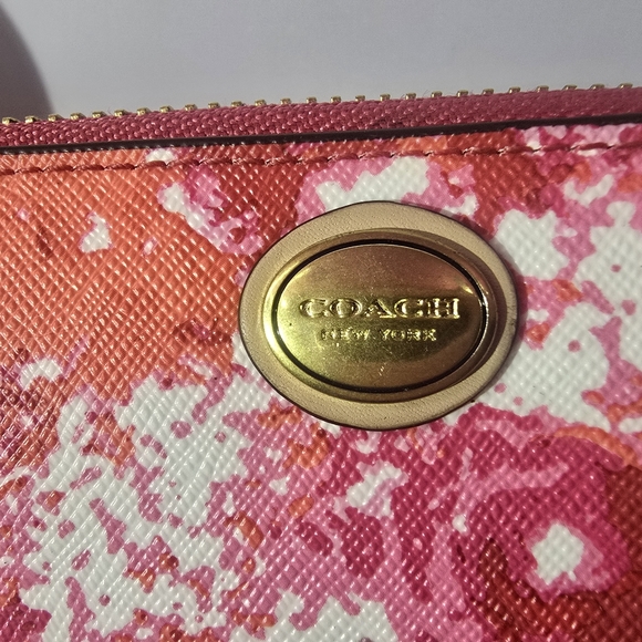 Coach Pink and Red Floral Women's Peyton Wallet - Picture 2 of 6